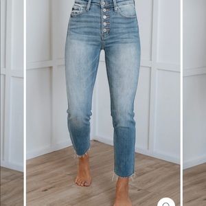 Size 7 Kan Can Light Wash Button Up Skinny Straight Jeans